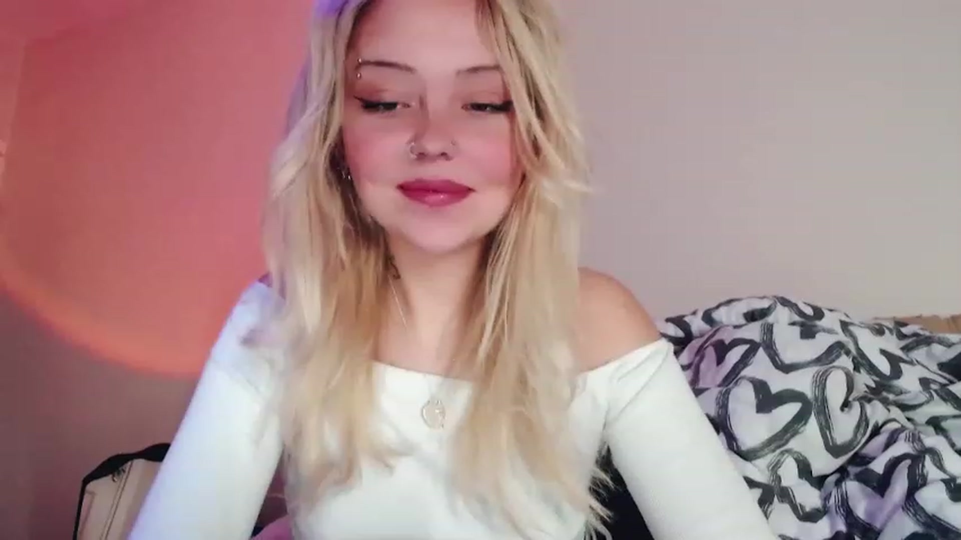 Gallery image thumbnail from Sk8Gurl420's myfreecams stream on, 02/10/2023, 18:53 image 5 of 20