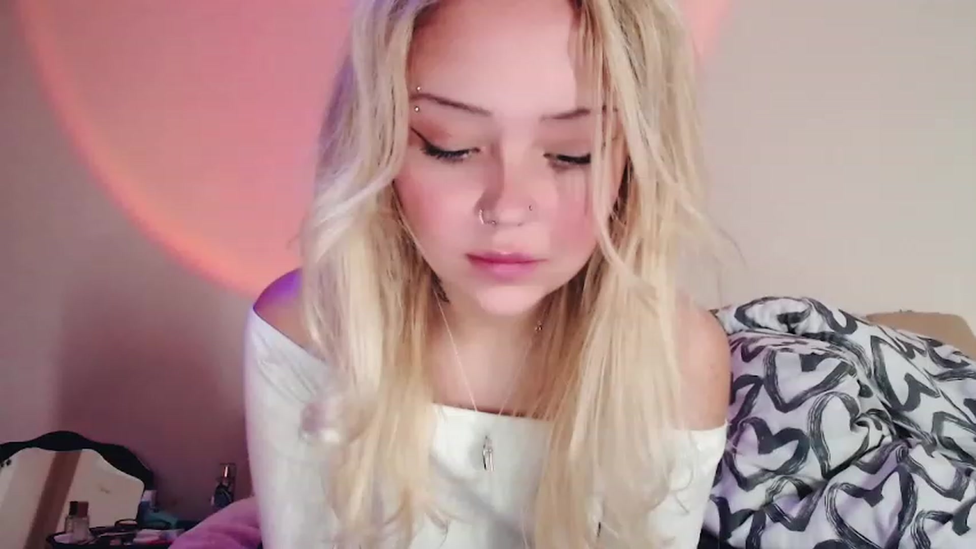 Gallery image thumbnail from Sk8Gurl420's myfreecams stream on, 02/10/2023, 18:53 image 20 of 20