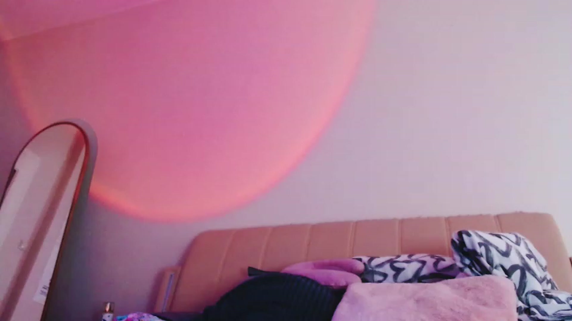 Gallery image thumbnail from Sk8Gurl420's myfreecams stream on, 02/15/2023, 15:22 image 1 of 20