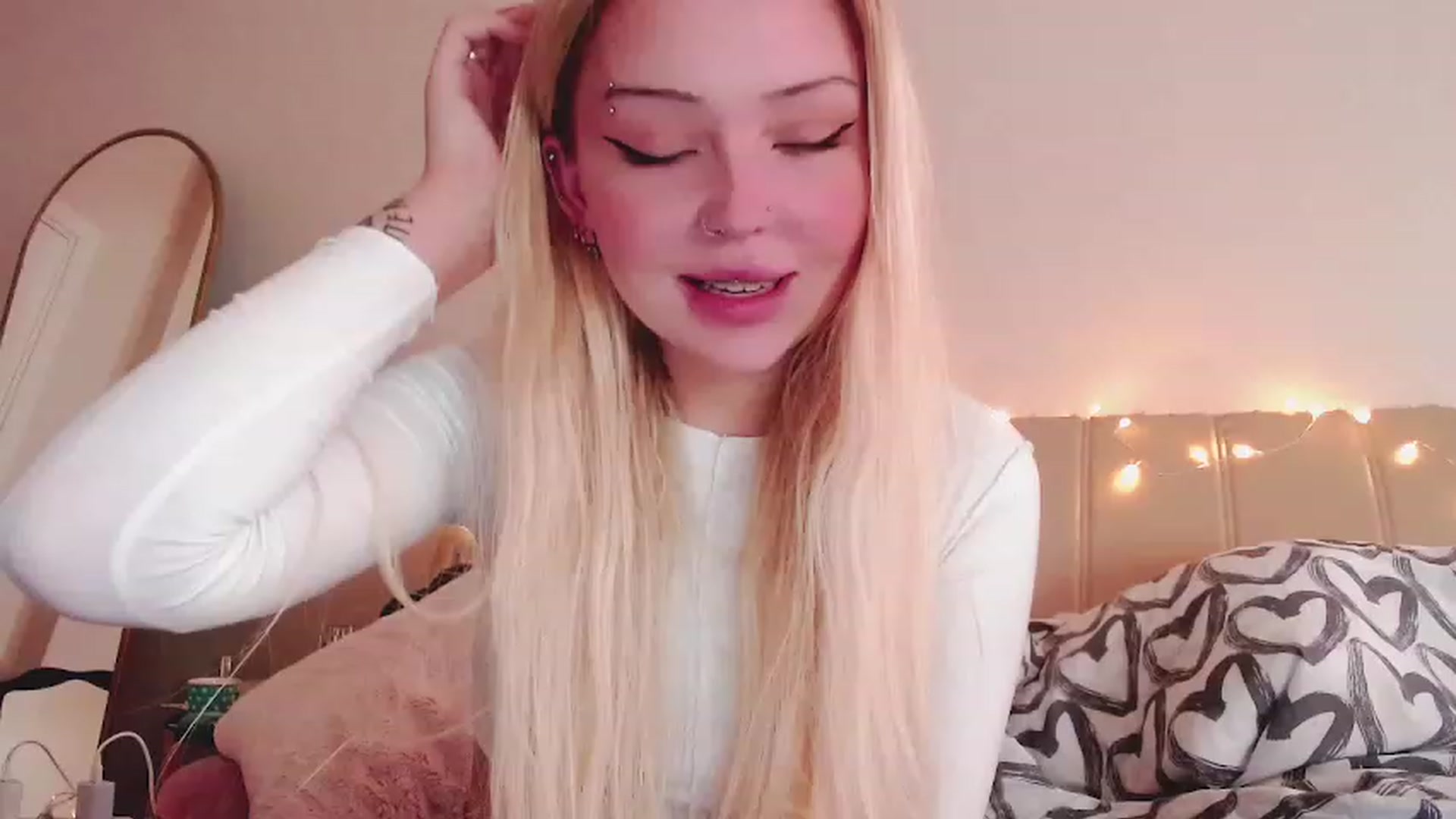 Gallery image thumbnail from Sk8Gurl420's myfreecams stream on, 02/23/2023, 07:02 image 14 of 20