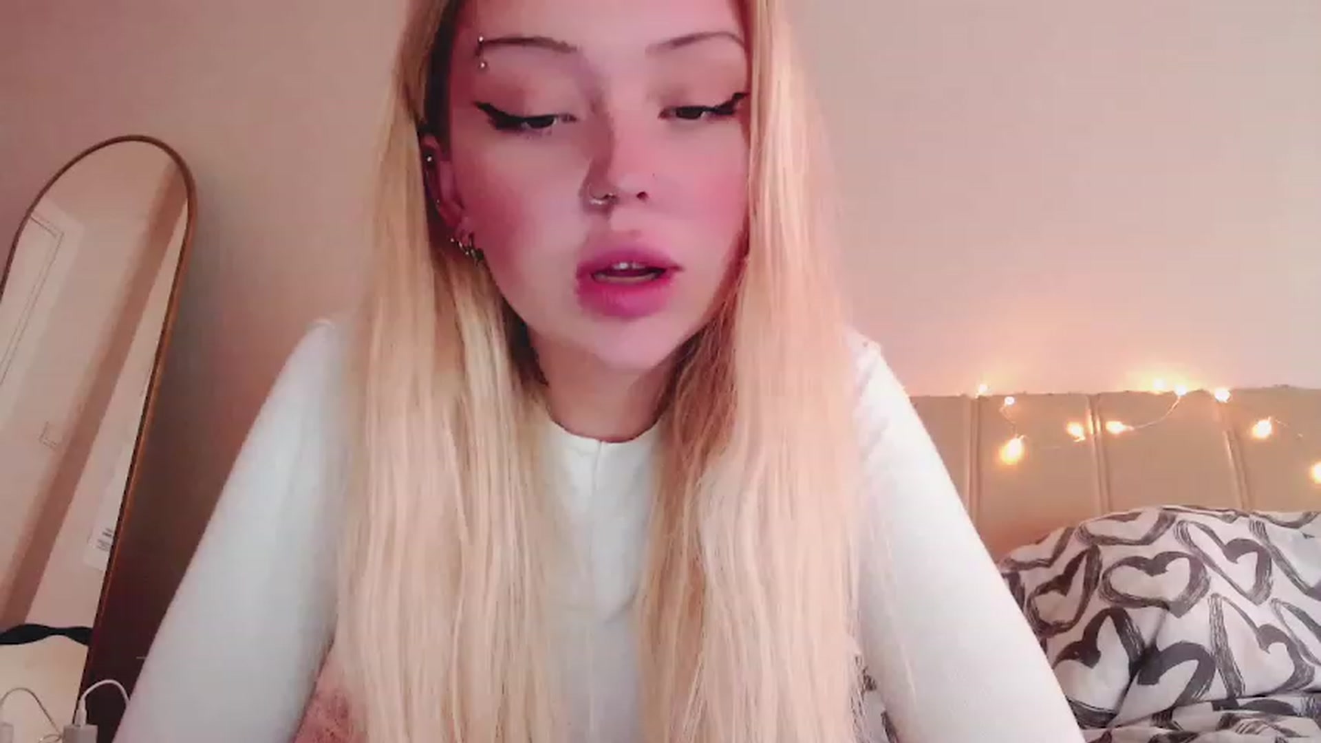 Gallery image thumbnail from Sk8Gurl420's myfreecams stream on, 02/23/2023, 07:02 image 19 of 20