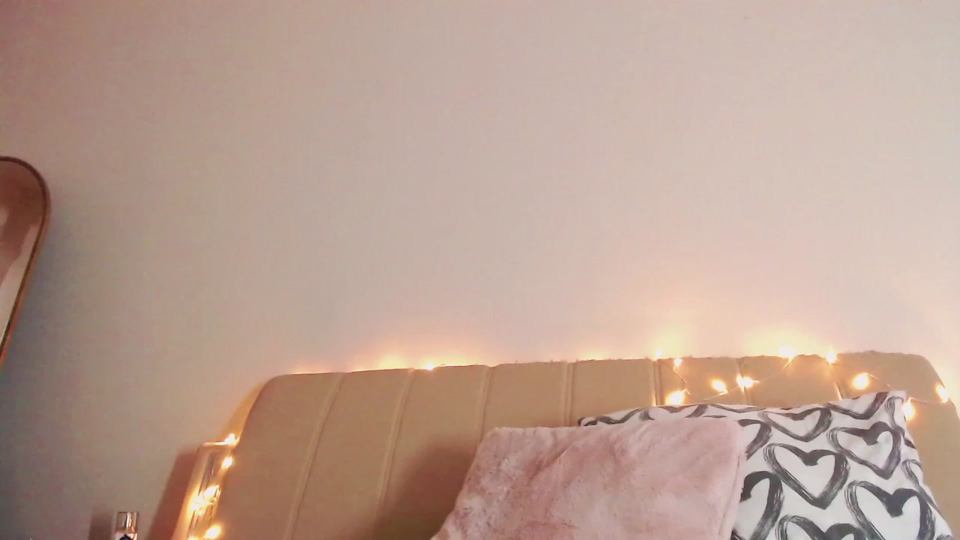 Gallery image thumbnail from Sk8Gurl420's myfreecams stream on, 02/25/2023, 16:06 image 6 of 20