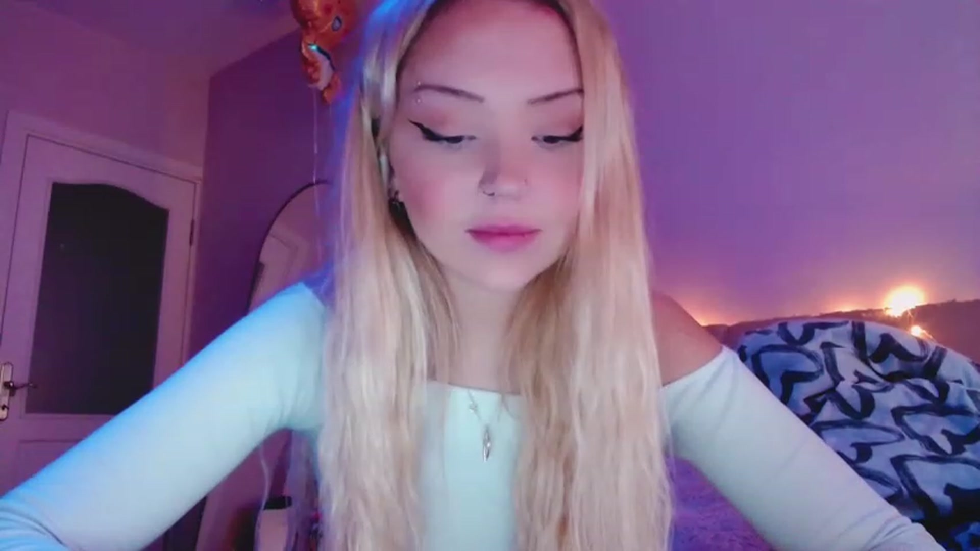 Gallery image thumbnail from Sk8Gurl420's myfreecams stream on, 03/04/2023, 14:51 image 19 of 20