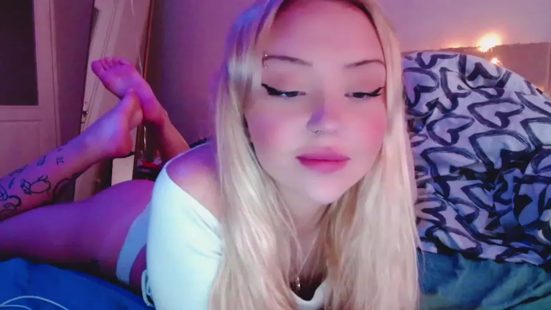 Gallery image thumbnail from Sk8Gurl420's myfreecams stream on, 03/04/2023, 14:51 image 9 of 20