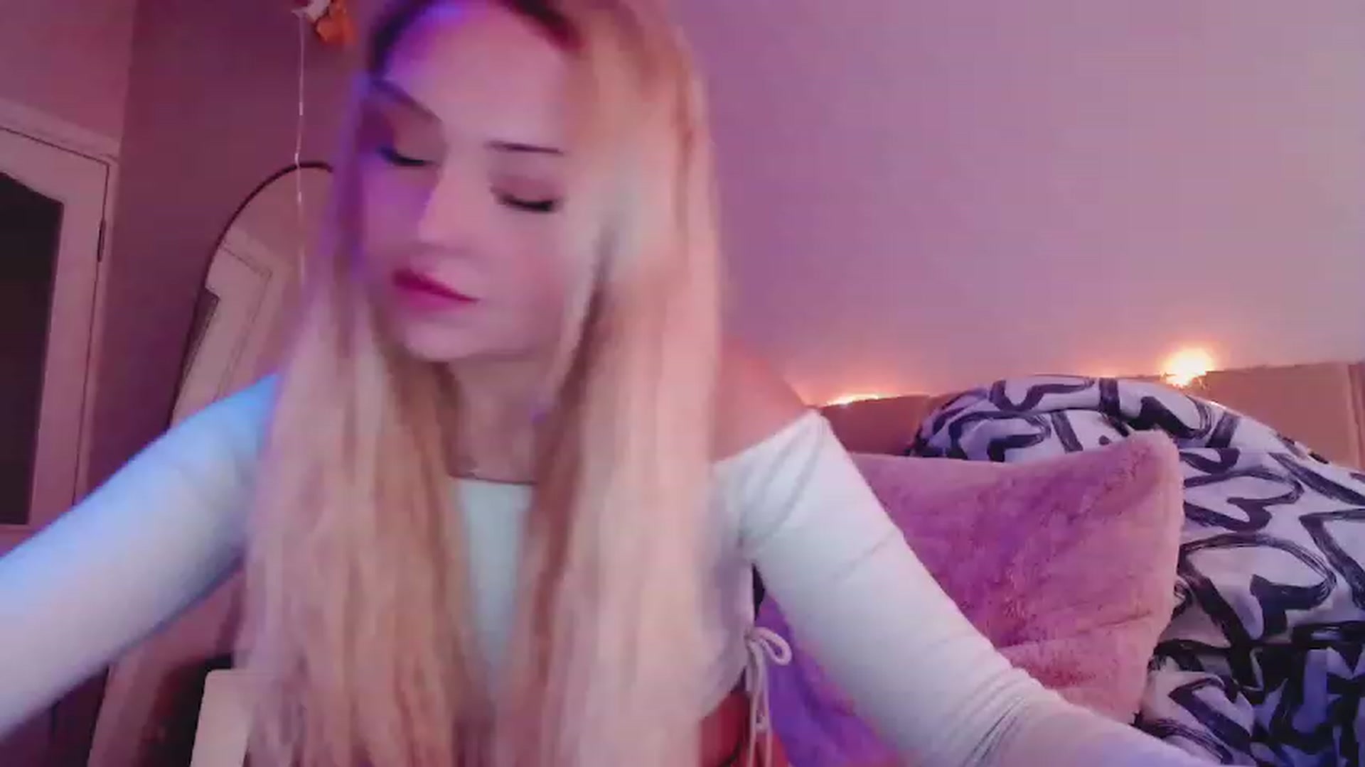 Gallery image thumbnail from Sk8Gurl420's myfreecams stream on, 03/04/2023, 14:51 image 1 of 20