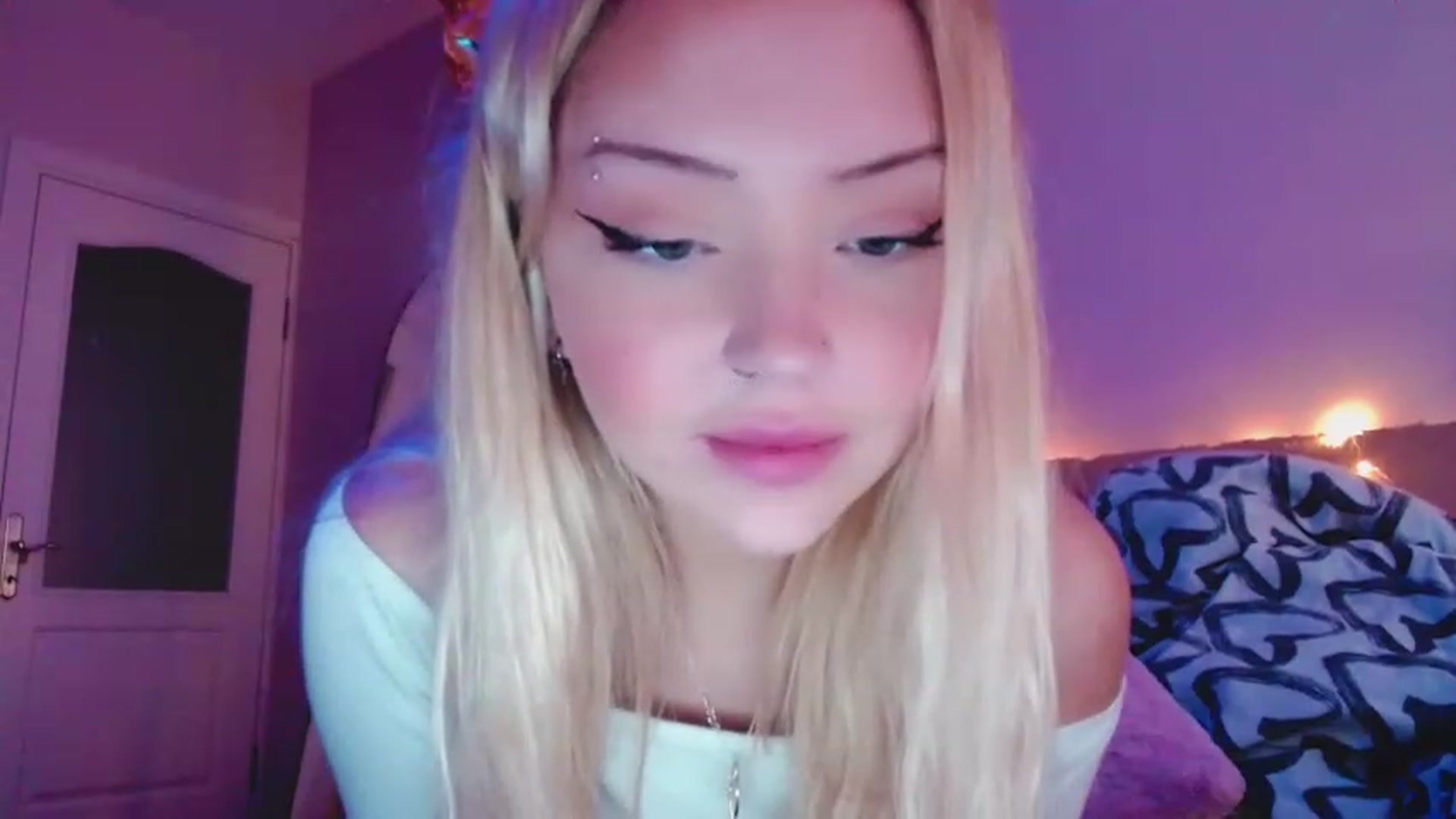 Gallery image thumbnail from Sk8Gurl420's myfreecams stream on, 03/04/2023, 14:51 image 20 of 20