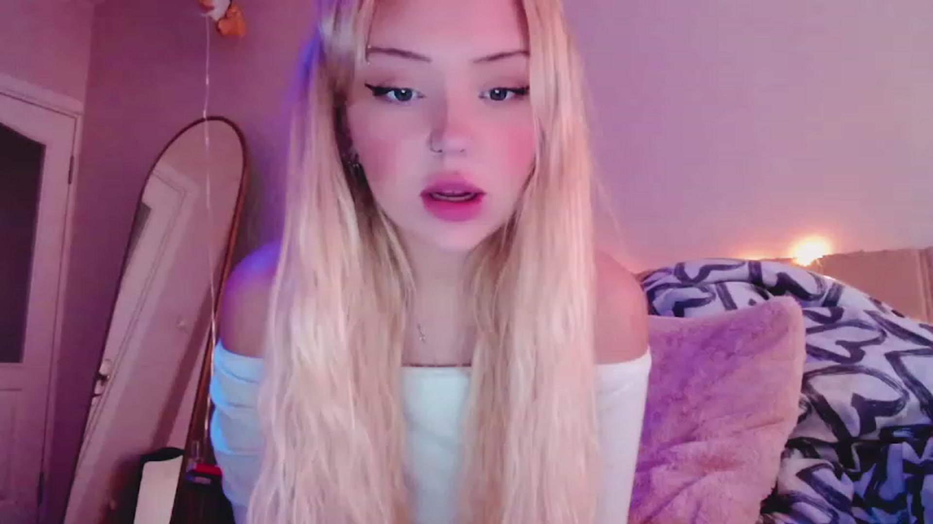 Gallery image thumbnail from Sk8Gurl420's myfreecams stream on, 03/04/2023, 14:51 image 4 of 20