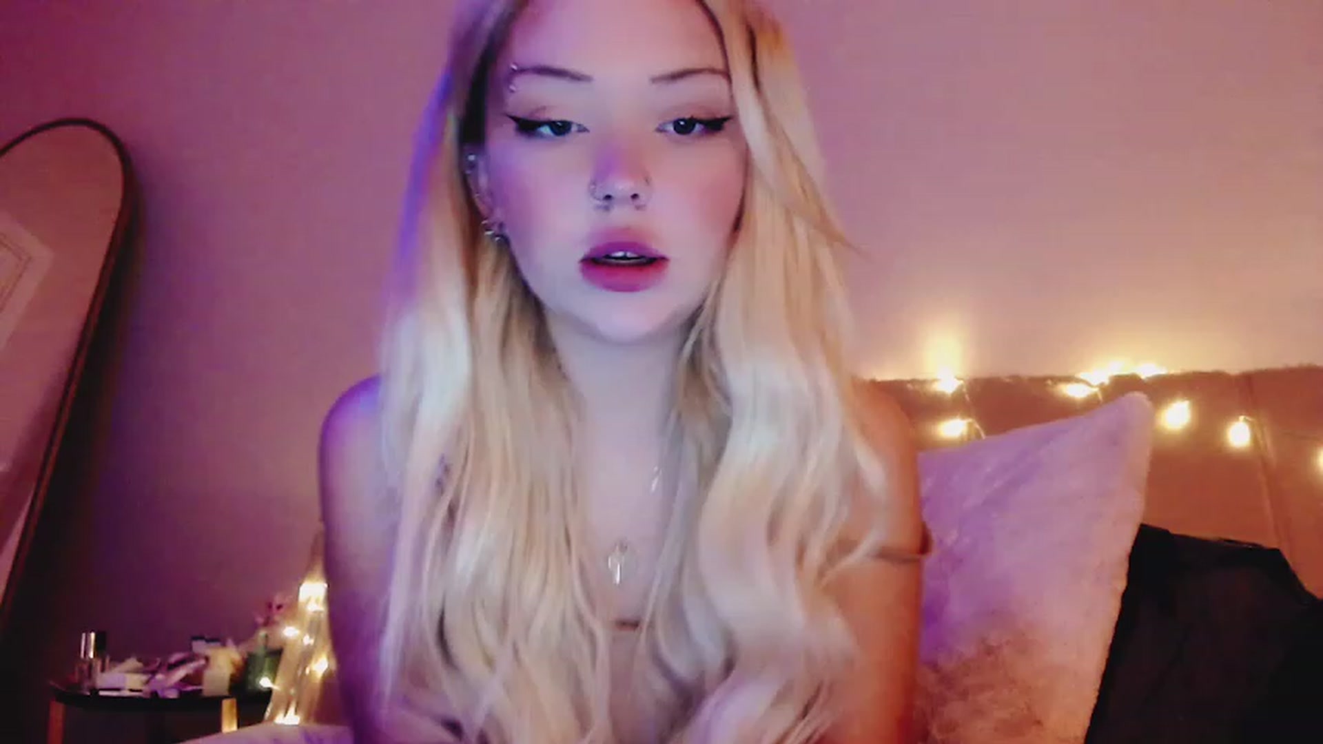 Gallery image thumbnail from Sk8Gurl420's myfreecams stream on, 03/06/2023, 21:47 image 7 of 20