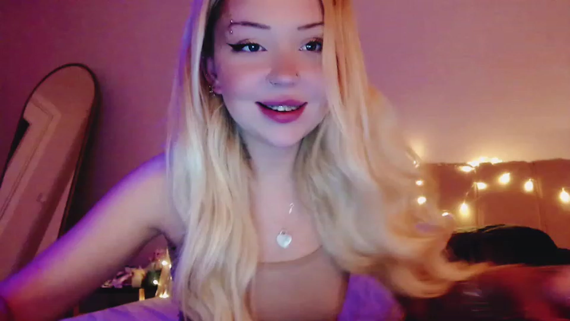 Gallery image thumbnail from Sk8Gurl420's myfreecams stream on, 03/06/2023, 21:47 image 16 of 20