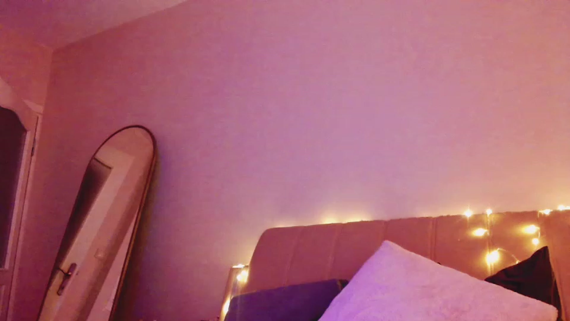 Gallery image thumbnail from Sk8Gurl420's myfreecams stream on, 03/10/2023, 16:27 image 16 of 20