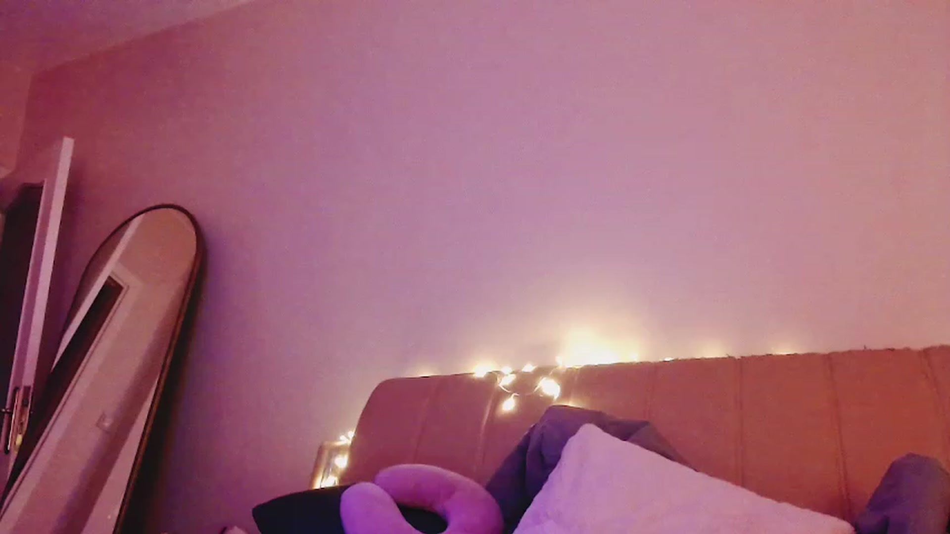 Gallery image thumbnail from Sk8Gurl420's myfreecams stream on, 03/19/2023, 21:51 image 5 of 20