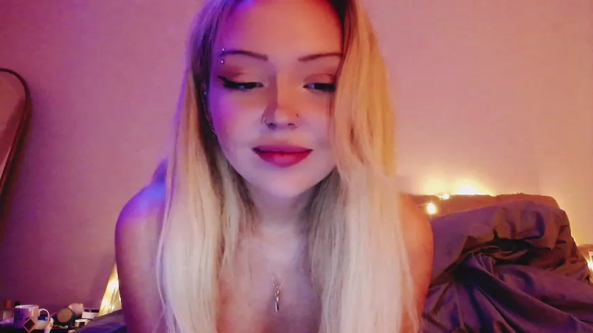 Gallery image thumbnail from Sk8Gurl420's myfreecams stream on, 03/25/2023, 23:22 image 2 of 20