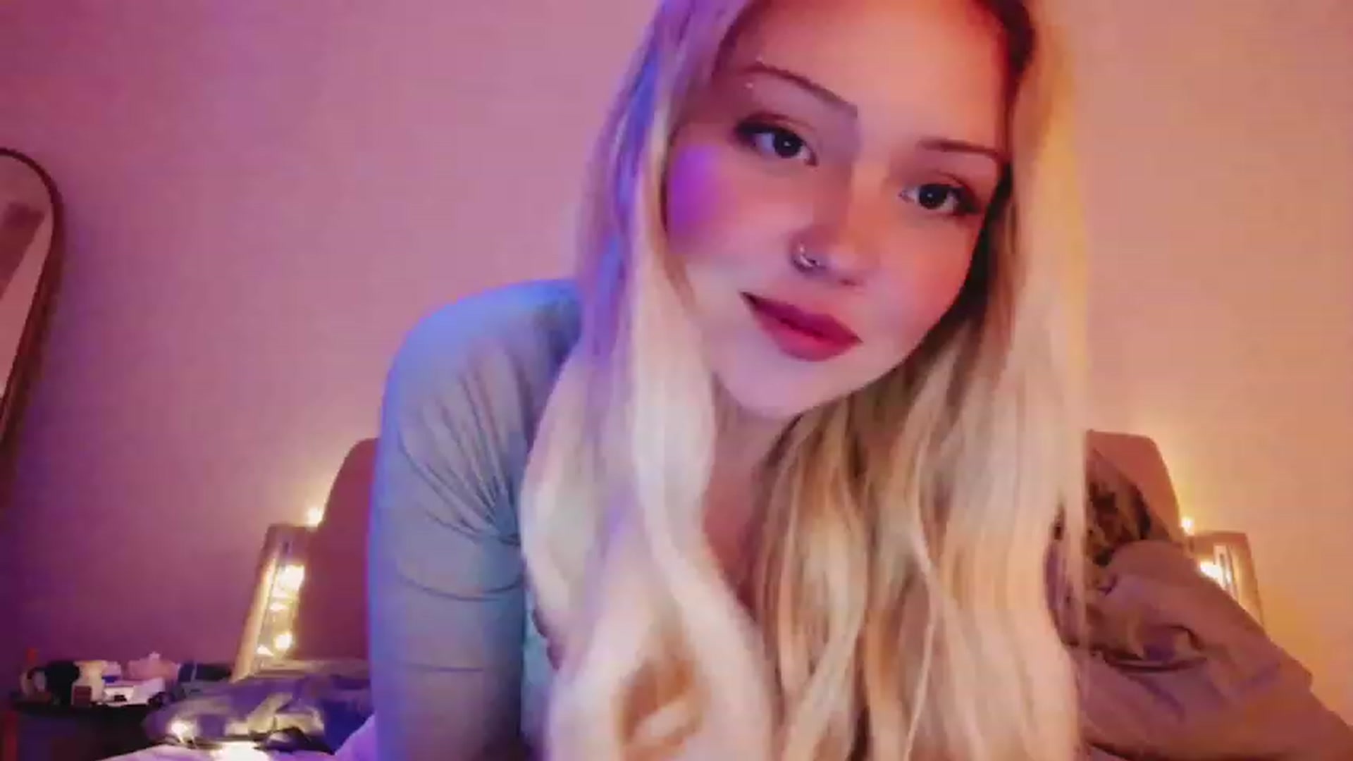 Gallery image thumbnail from Sk8Gurl420's myfreecams stream on, 03/26/2023, 19:35 image 2 of 20