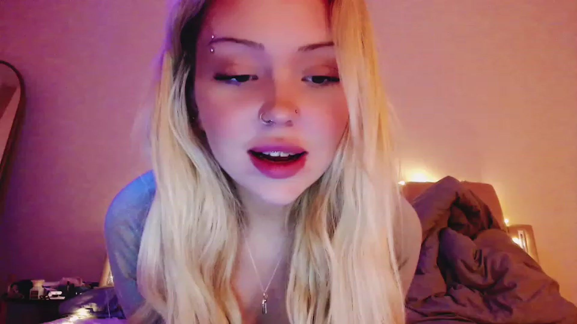 Gallery image thumbnail from Sk8Gurl420's myfreecams stream on, 03/26/2023, 19:35 image 7 of 20
