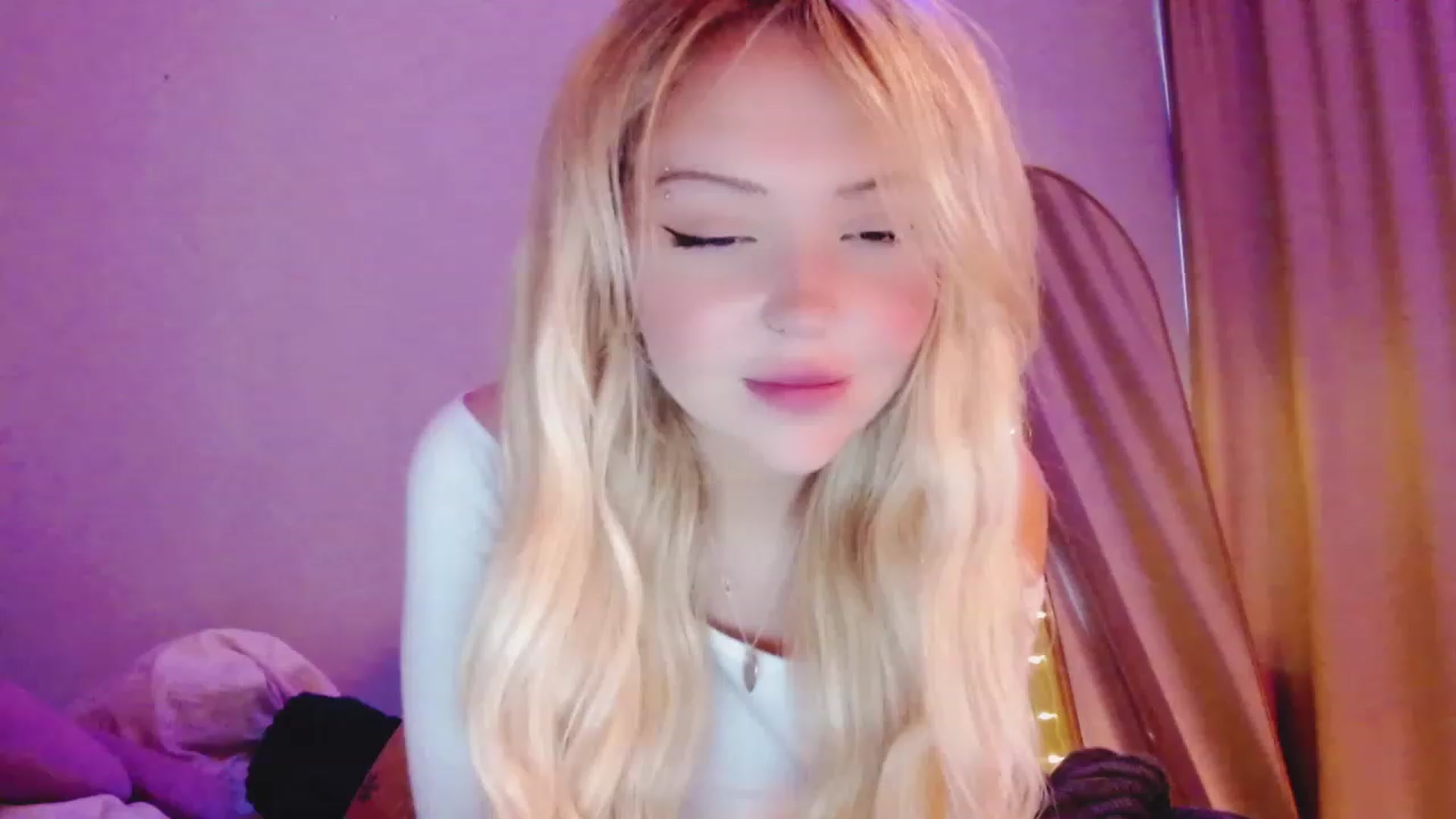 Gallery image thumbnail from Sk8Gurl420's myfreecams stream on, 04/10/2023, 15:04 image 1 of 20