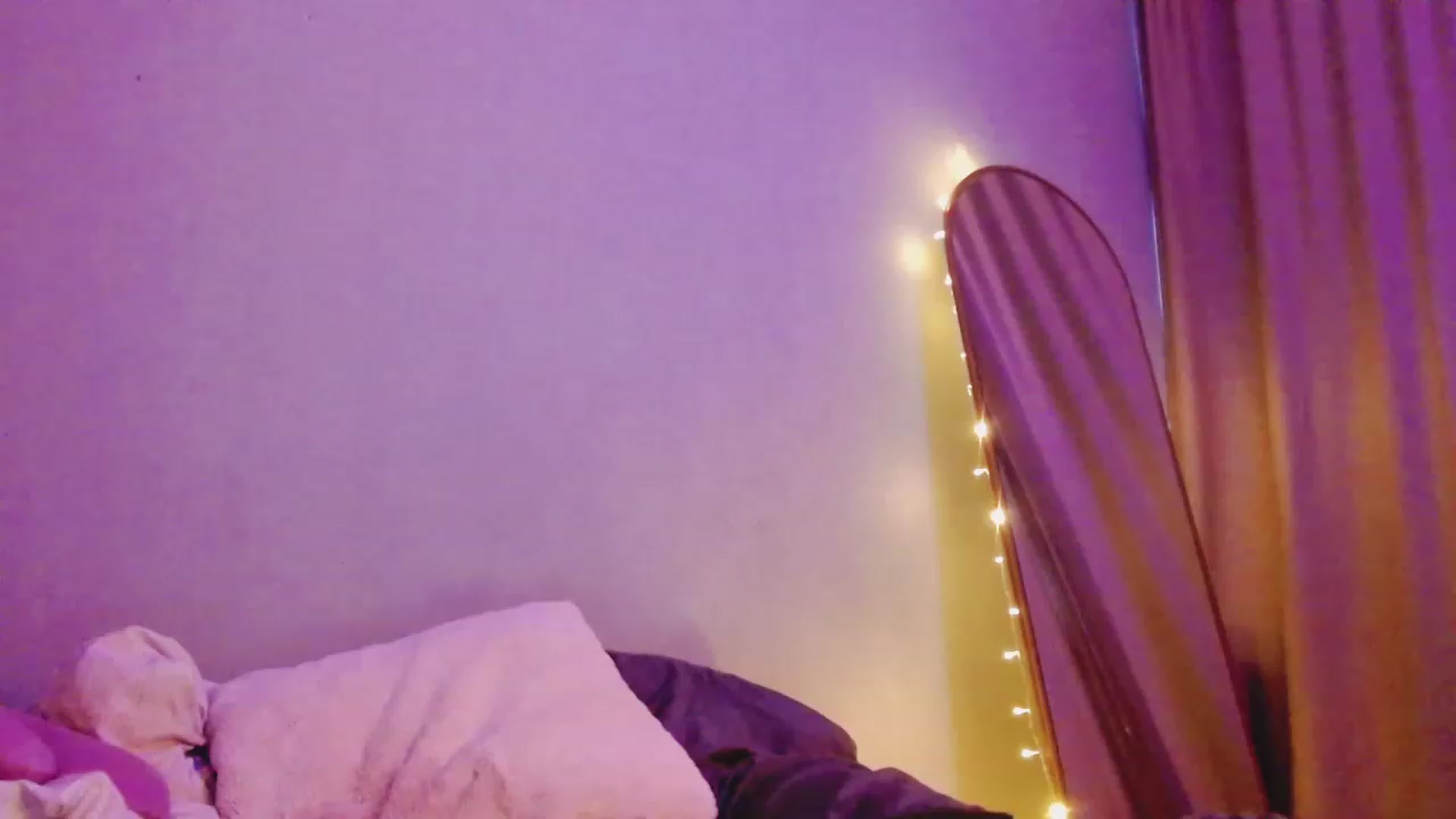 Gallery image thumbnail from Sk8Gurl420's myfreecams stream on, 04/10/2023, 15:19 image 20 of 20