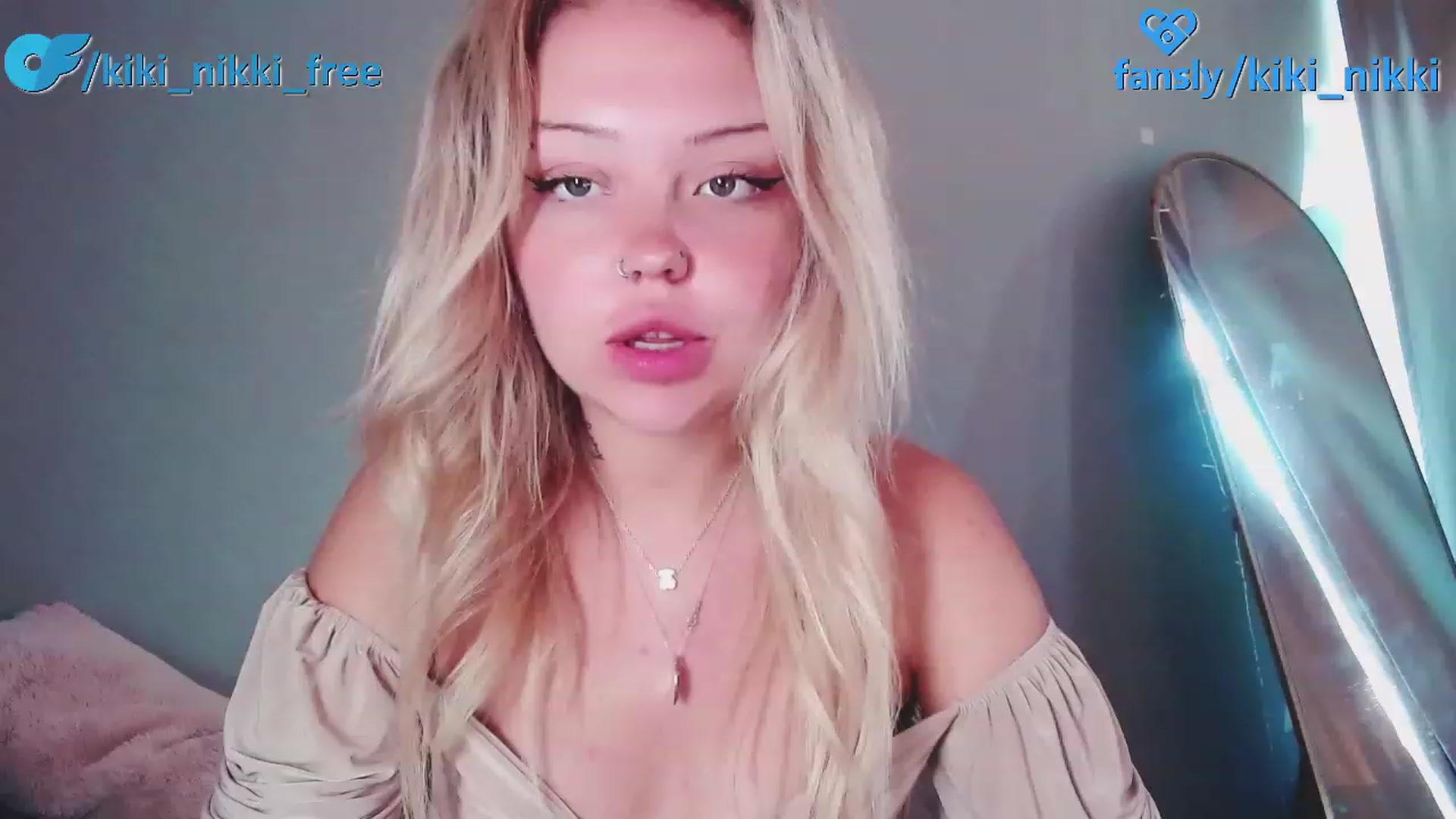 Gallery image thumbnail from Sk8Gurl420's myfreecams stream on, 06/25/2023, 15:24 image 13 of 20
