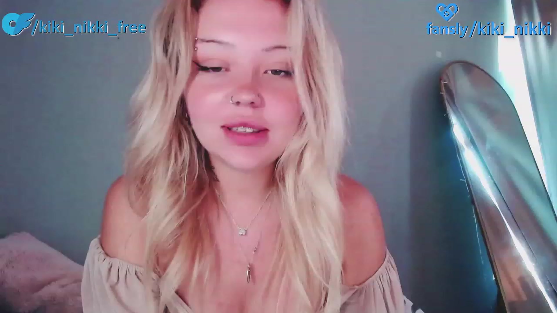 Gallery image thumbnail from Sk8Gurl420's myfreecams stream on, 06/25/2023, 15:24 image 18 of 20