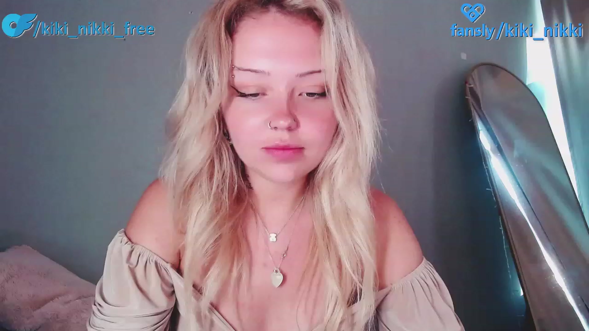 Gallery image thumbnail from Sk8Gurl420's myfreecams stream on, 06/25/2023, 15:24 image 17 of 20