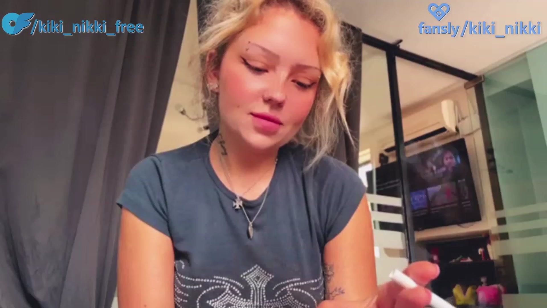 Gallery image thumbnail from Sk8Gurl420's myfreecams stream on, 08/14/2023, 09:26 image 19 of 20