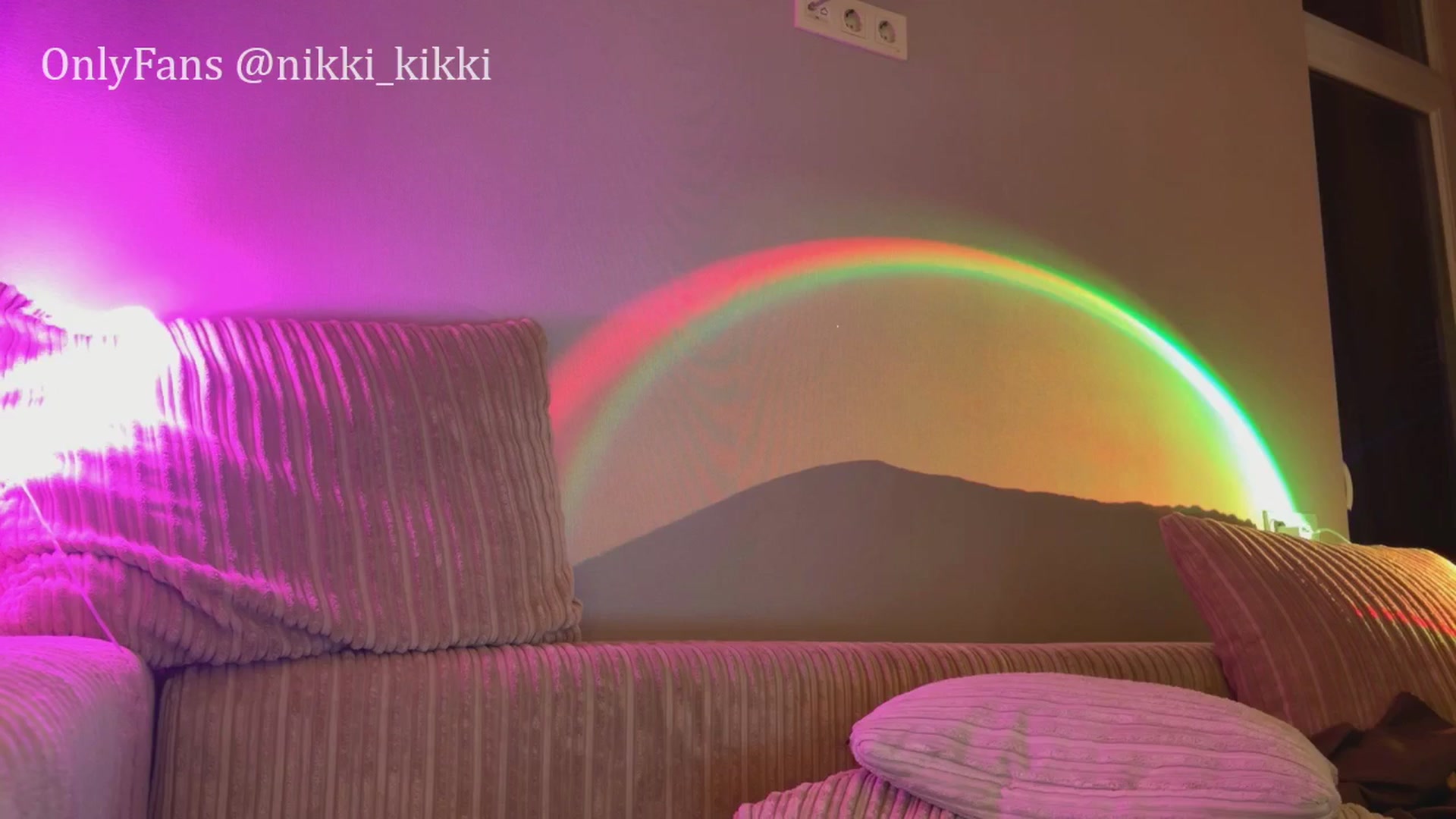 Gallery image thumbnail from Sk8Gurl420's myfreecams stream on, 04/05/2025, 18:57 image 2 of 20
