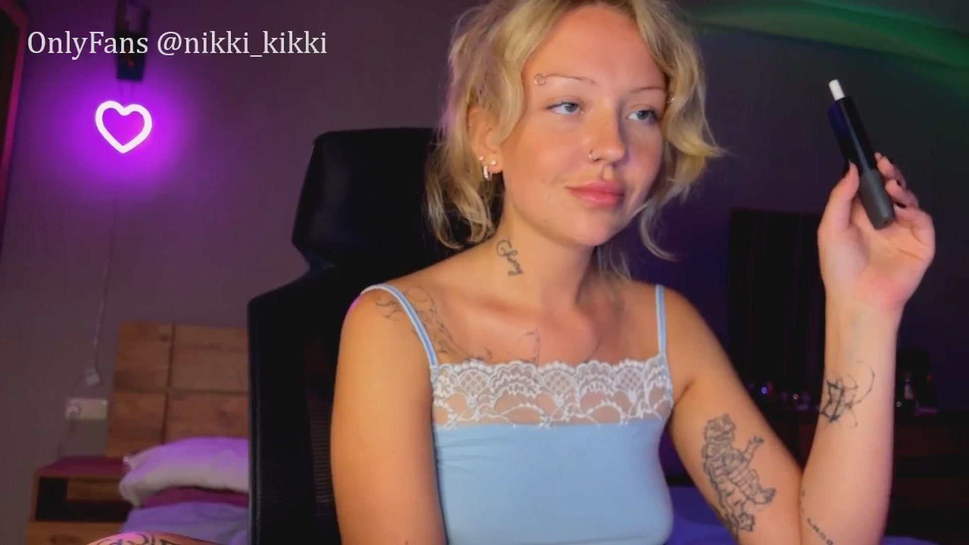 Gallery image thumbnail from Sk8Gurl420's myfreecams stream on, 06/04/2025, 16:51 image 5 of 20