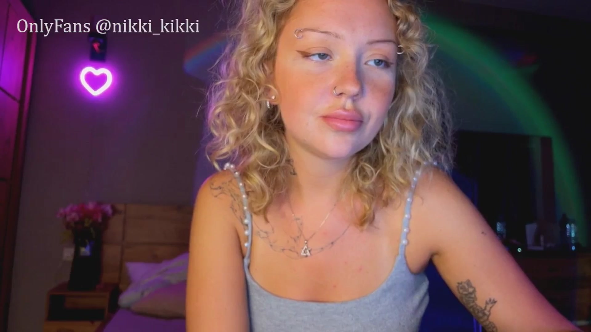 Gallery image thumbnail from Sk8Gurl420's myfreecams stream on, 06/12/2025, 19:11 image 4 of 20