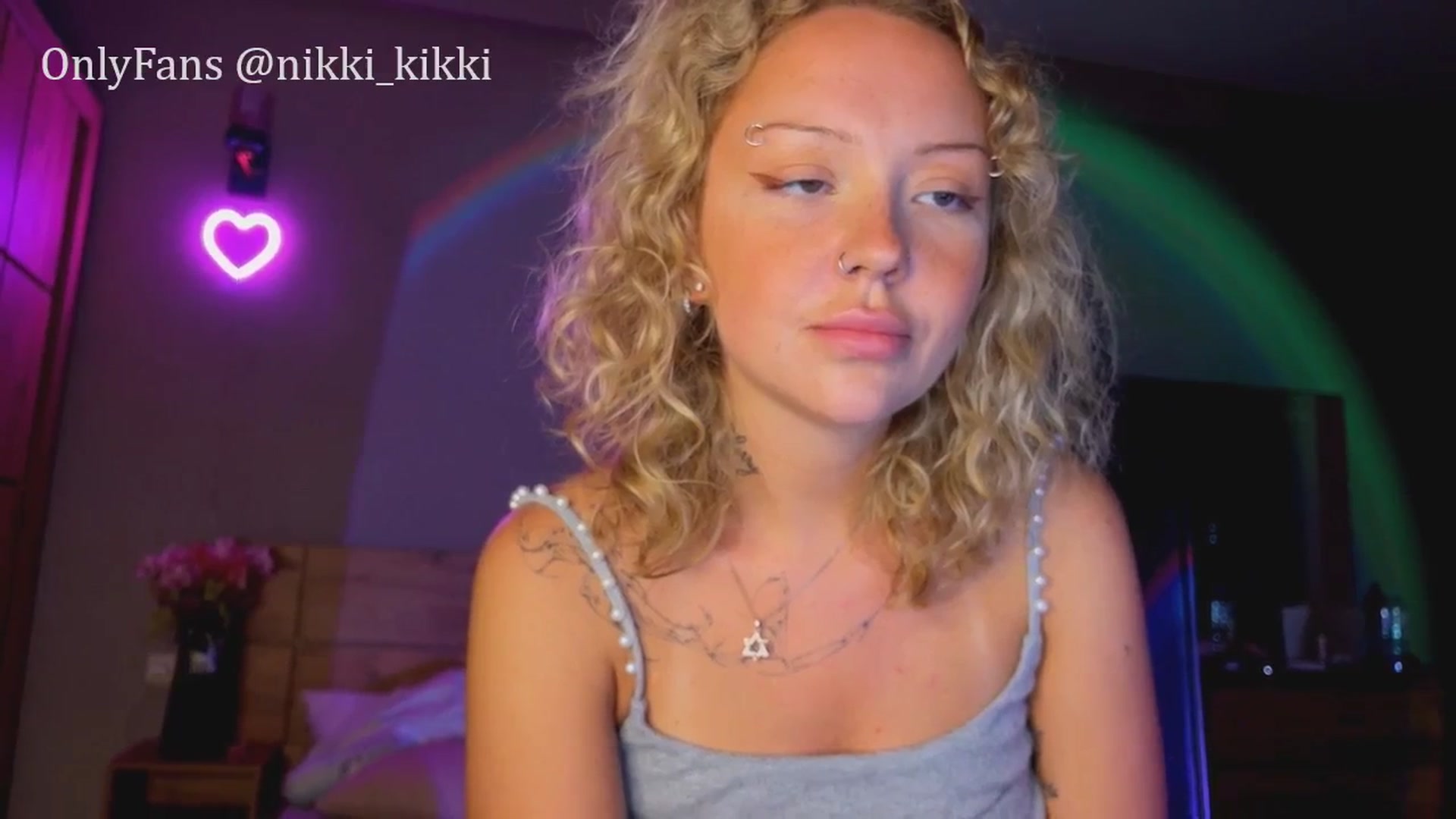 Gallery image thumbnail from Sk8Gurl420's myfreecams stream on, 06/12/2025, 19:11 image 12 of 20