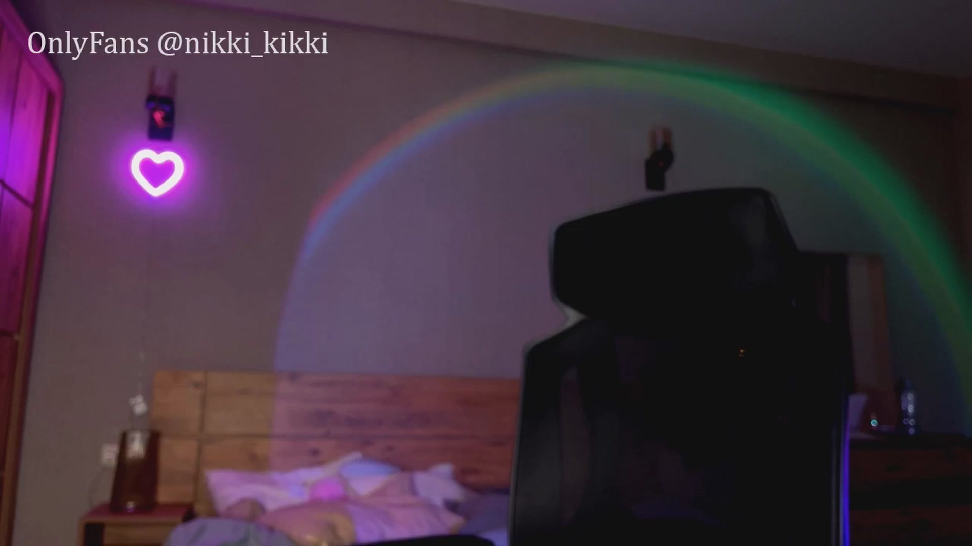Gallery image thumbnail from Sk8Gurl420's myfreecams stream on, 06/13/2025, 18:44 image 19 of 20