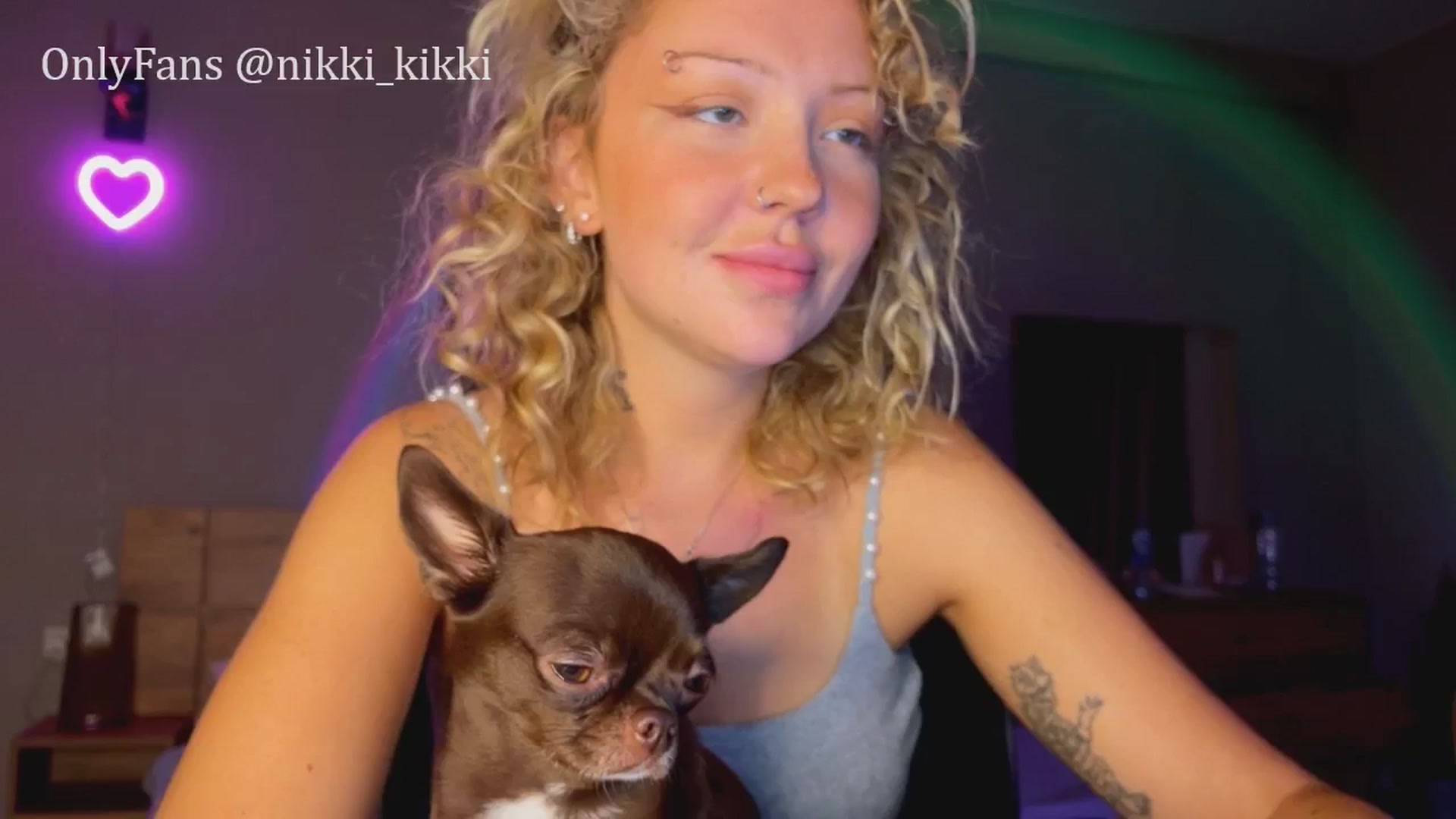 Gallery image thumbnail from Sk8Gurl420's myfreecams stream on, 06/13/2025, 18:44 image 4 of 20