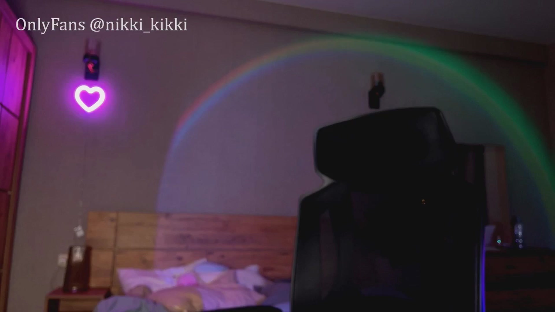 Gallery image thumbnail from Sk8Gurl420's myfreecams stream on, 06/13/2025, 18:44 image 18 of 20
