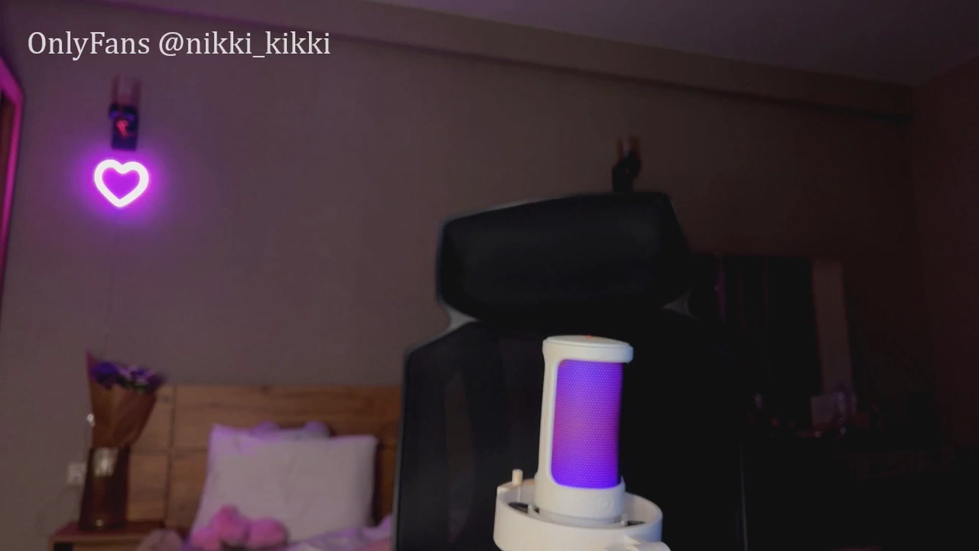 Gallery image thumbnail from Sk8Gurl420's myfreecams stream on, 06/14/2025, 20:53 image 7 of 20