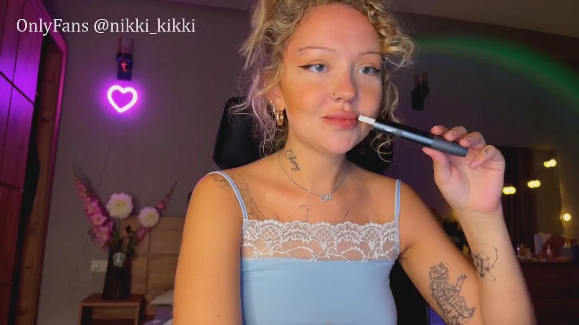 Gallery image thumbnail from Sk8Gurl420's myfreecams stream on, 06/23/2025, 18:23 image 7 of 20