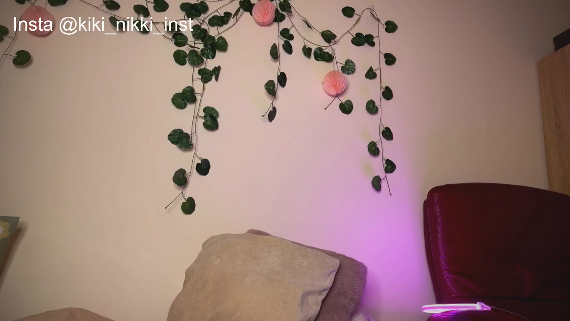 Gallery image thumbnail from Sk8Gurl420's myfreecams stream on, 01/05/2026, 17:17 image 8 of 20