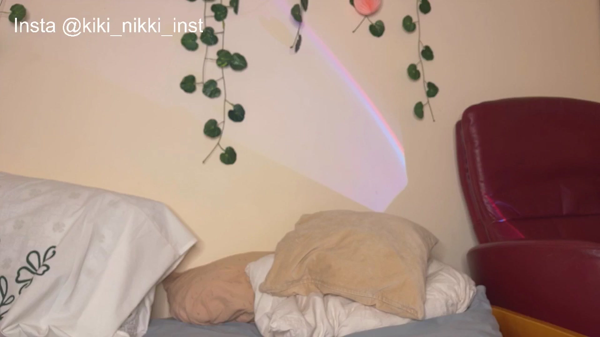 Gallery image thumbnail from Sk8Gurl420's myfreecams stream on, 04/18/2026, 11:34 image 12 of 20