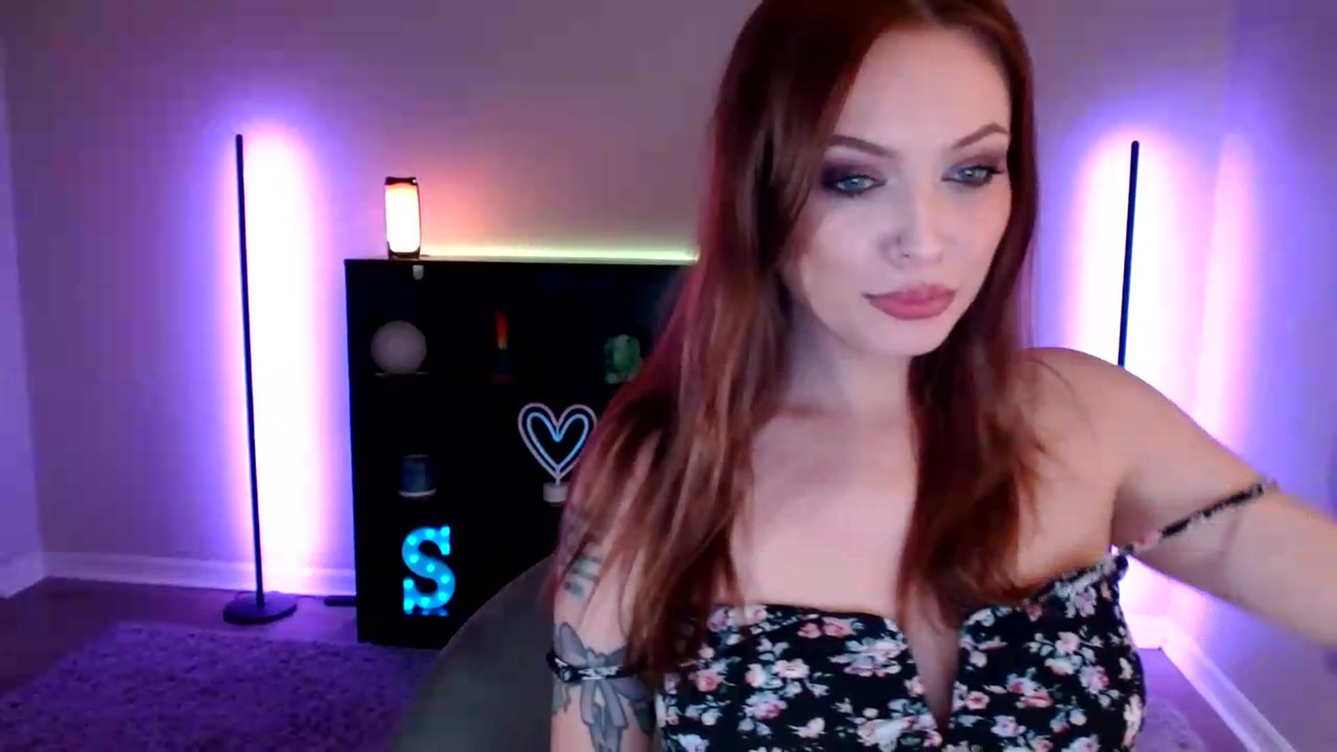 Gallery image thumbnail from SkarletSpice's myfreecams stream on, 07/29/2026, 15:03 image 10 of 20