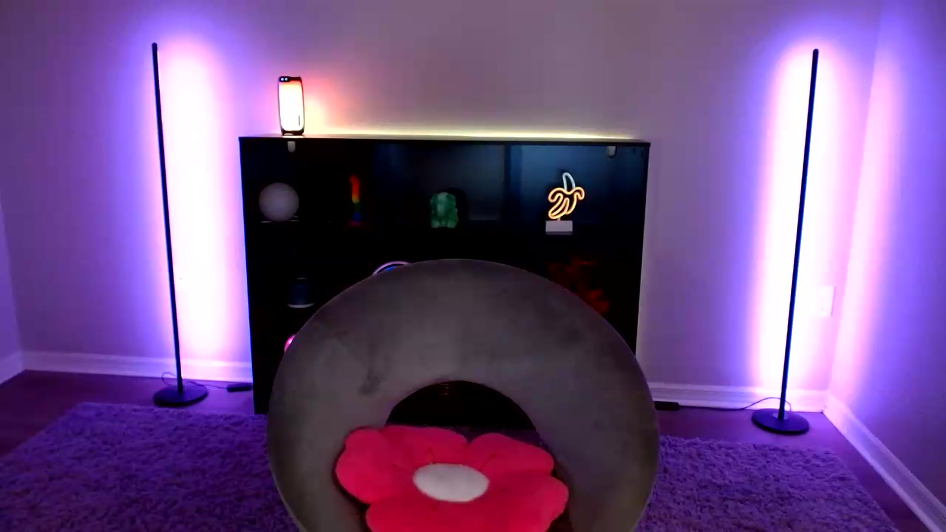 Gallery image thumbnail from SkarletSpice's myfreecams stream on, 08/08/2026, 11:11 image 9 of 20