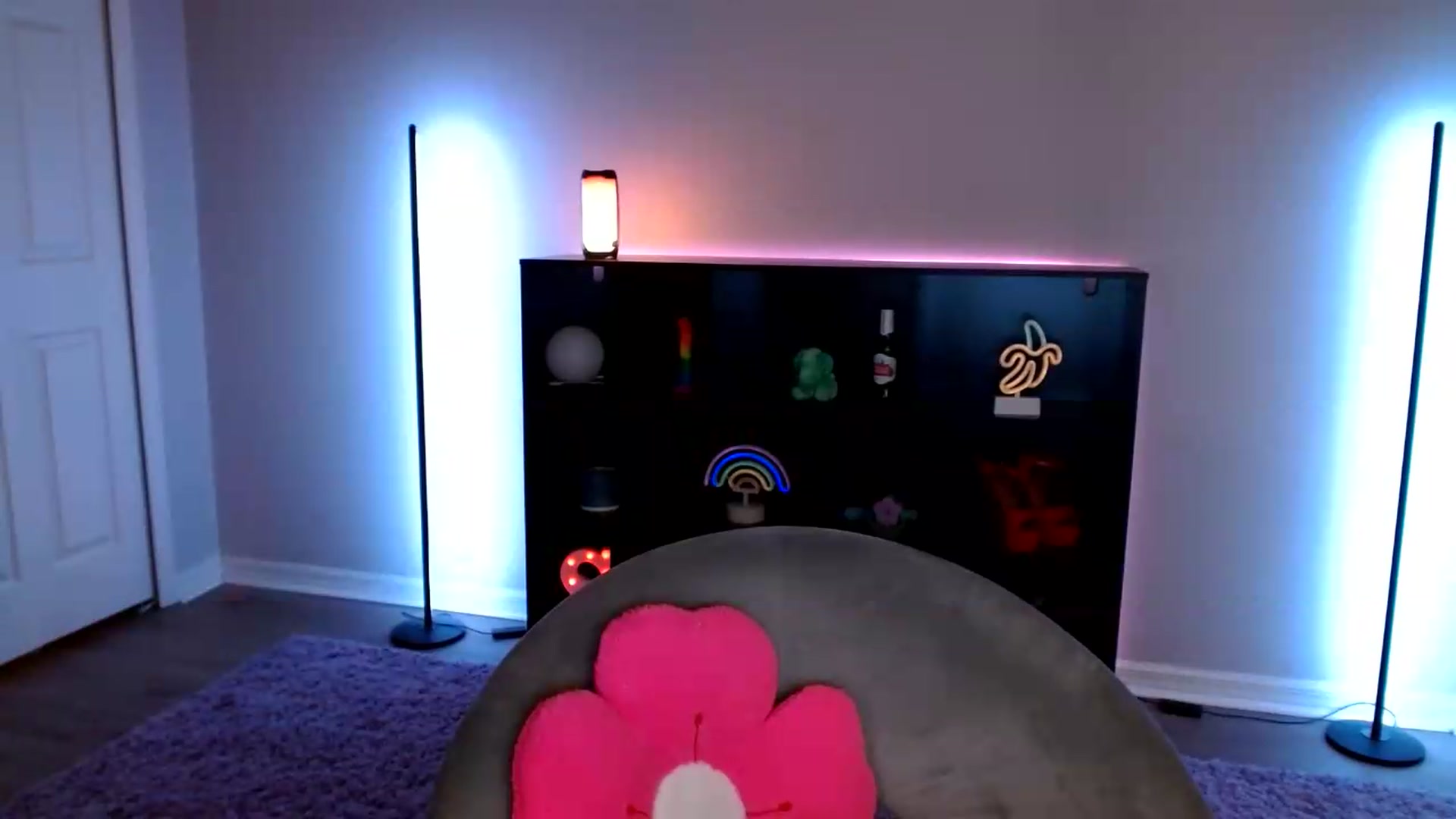 Gallery image thumbnail from SkarletSpice's myfreecams stream on, 08/17/2026, 09:11 image 7 of 20