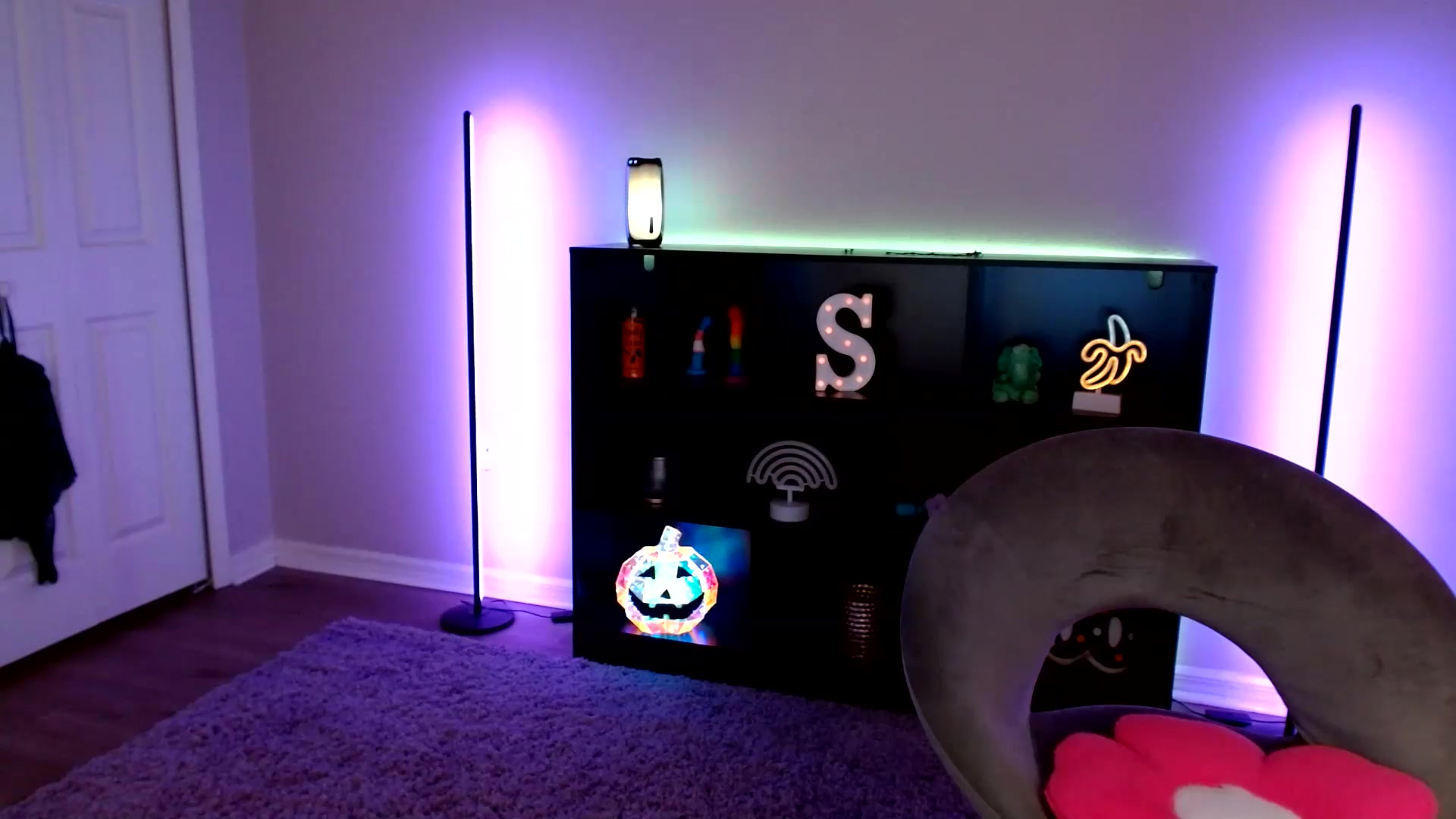 Gallery image thumbnail from SkarletSpice's myfreecams stream on, 09/18/2026, 11:06 image 16 of 20