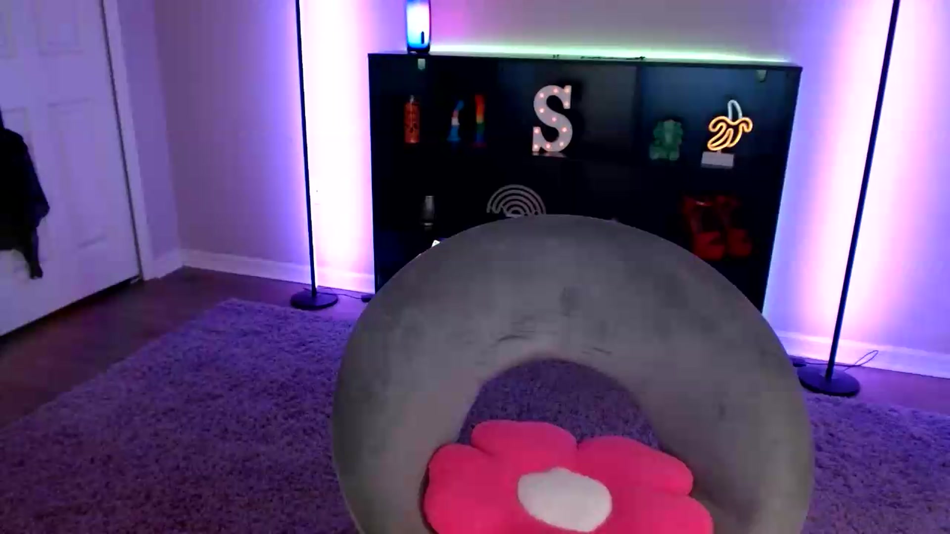 Gallery image thumbnail from SkarletSpice's myfreecams stream on, 09/18/2026, 11:06 image 13 of 20