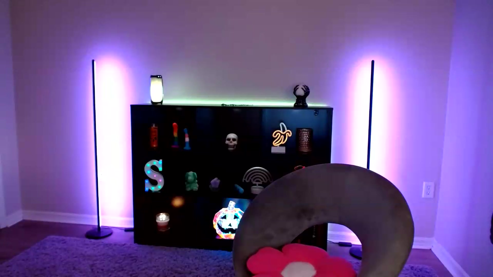 Gallery image thumbnail from SkarletSpice's myfreecams stream on, 09/20/2026, 11:23 image 2 of 20
