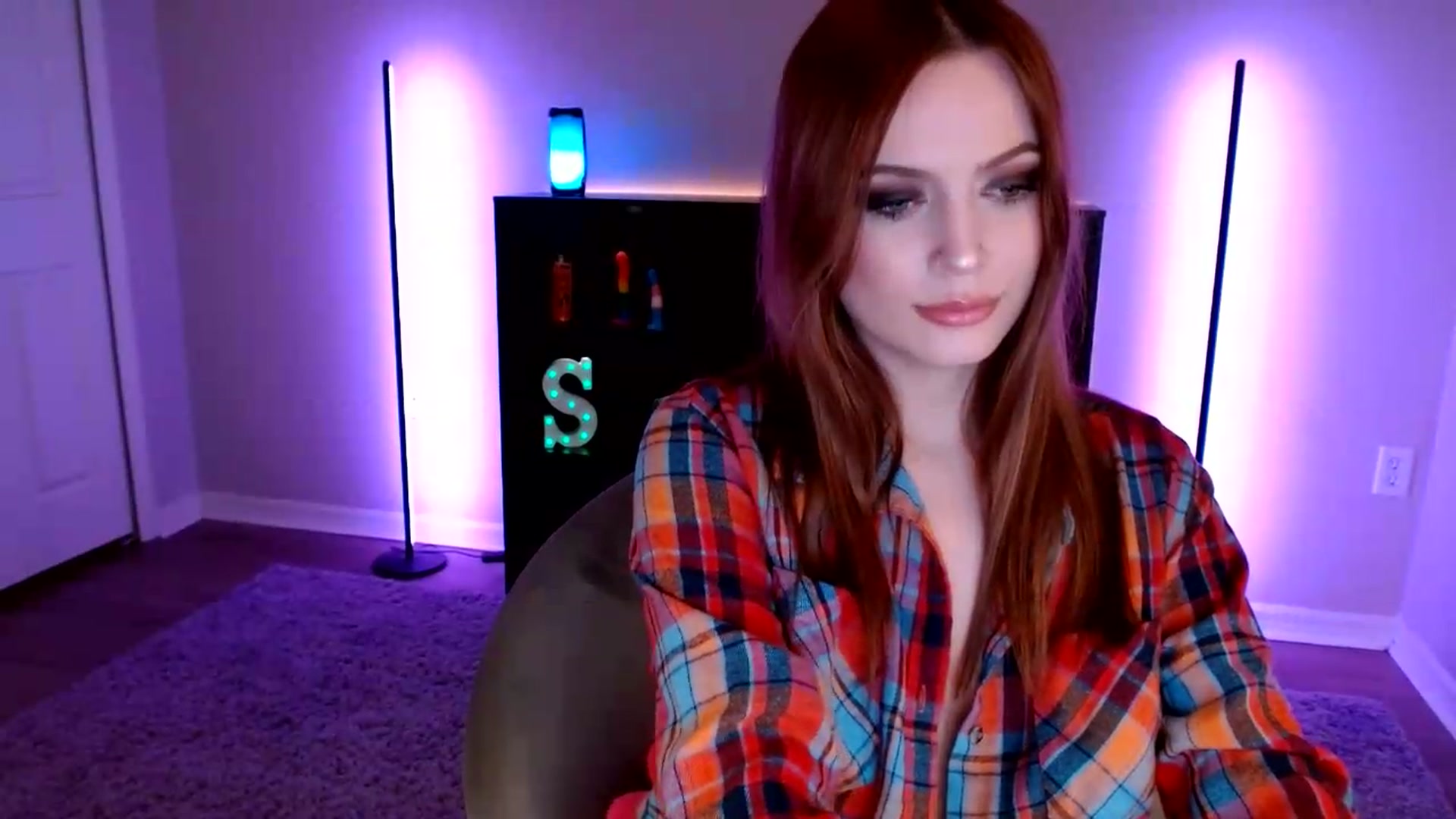 Gallery image thumbnail from SkarletSpice's myfreecams stream on, 09/21/2026, 08:47 image 6 of 20