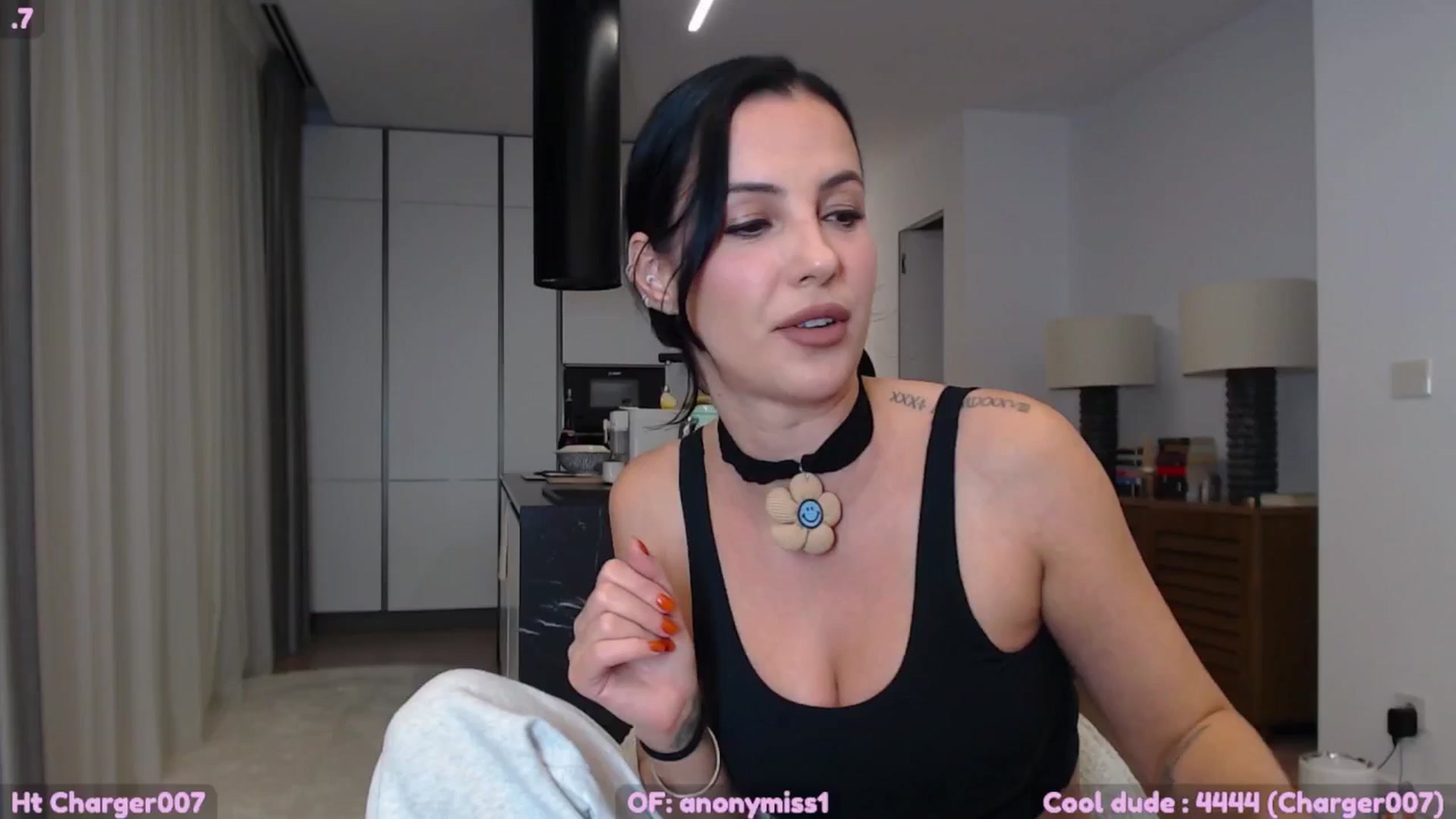 Gallery image thumbnail from SketchyLurker's myfreecams stream on, 10/21/2025, 19:43 image 4 of 20