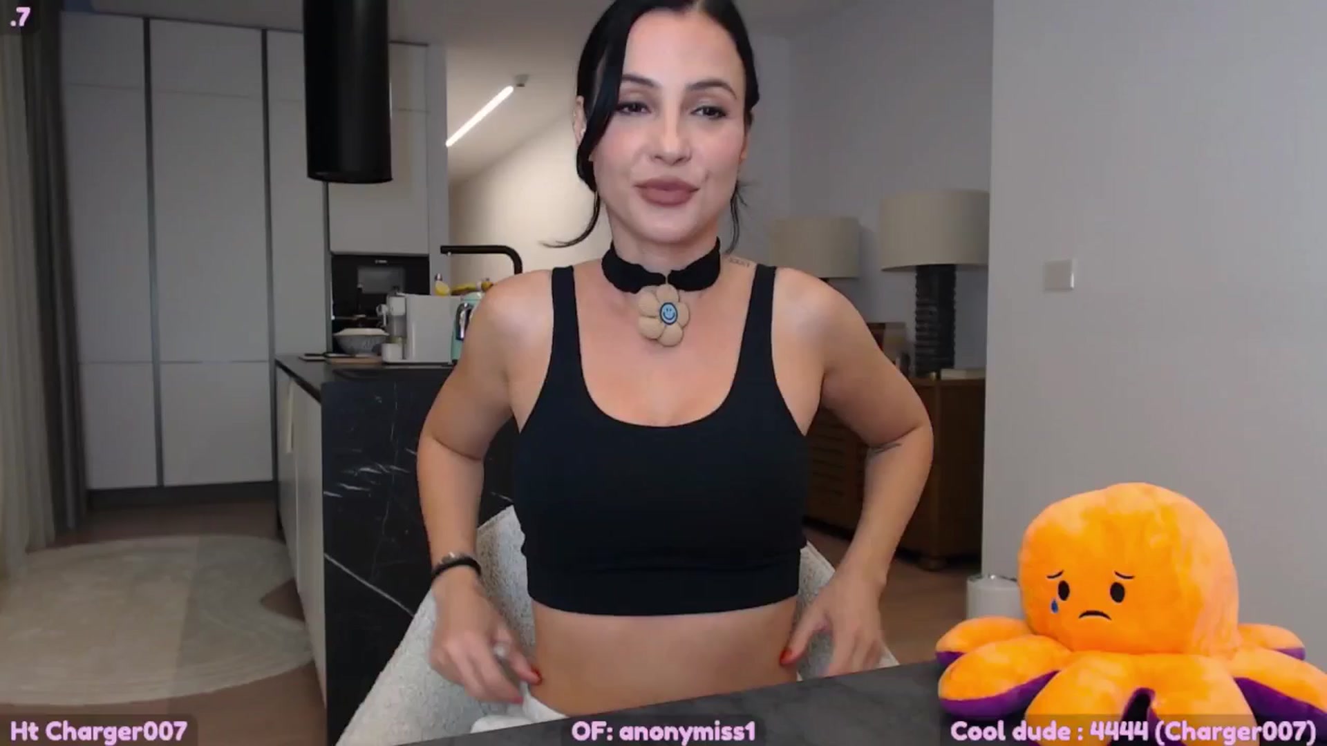 Gallery image thumbnail from SketchyLurker's myfreecams stream on, 10/21/2025, 19:43 image 13 of 20