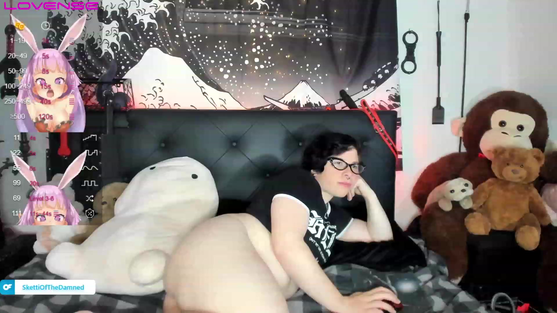 Gallery image thumbnail from SkettiBaby's myfreecams stream on, 12/01/2022, 20:43 image 3 of 20