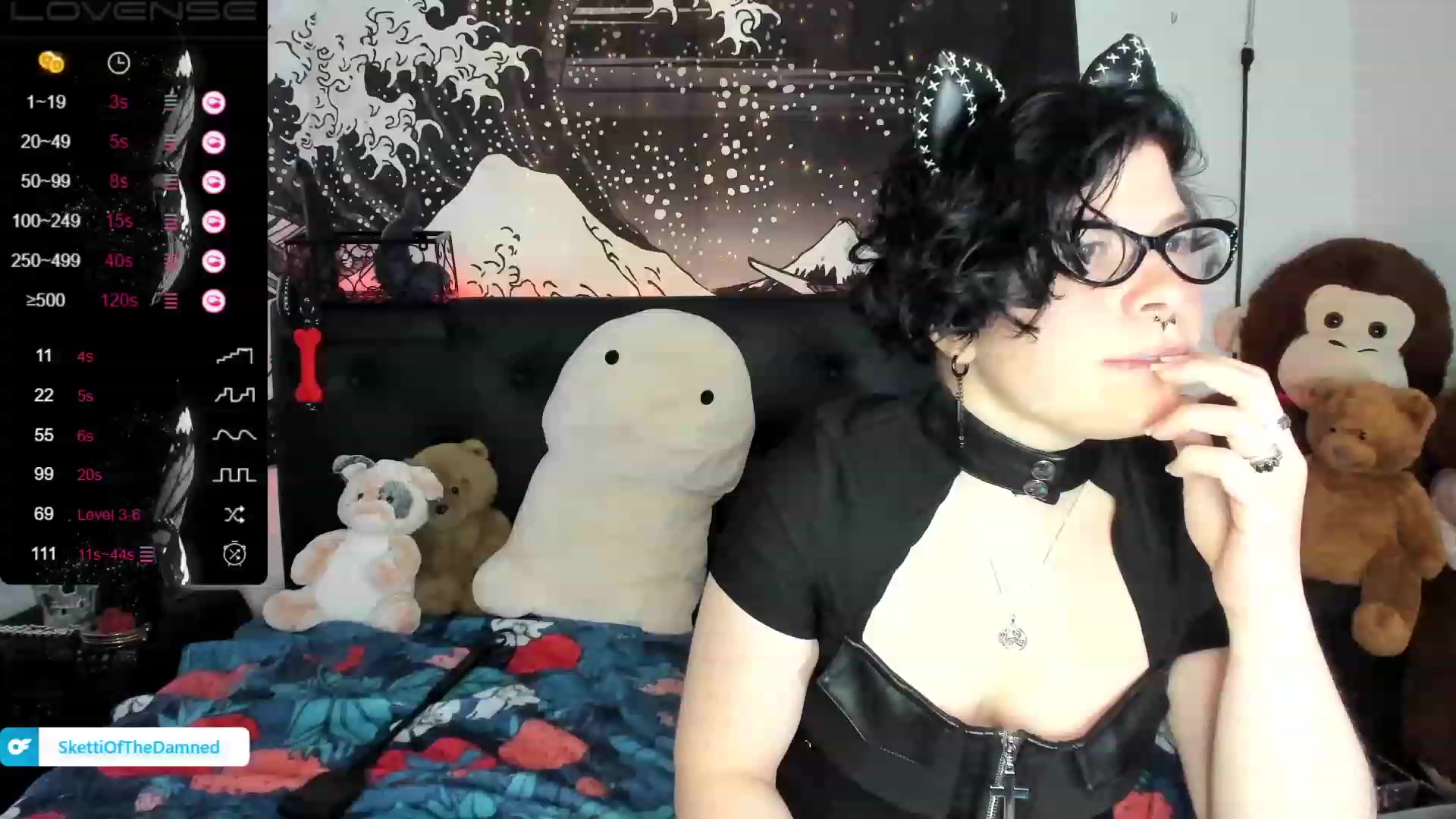 Gallery image thumbnail from SkettiBaby's myfreecams stream on, 12/18/2022, 18:15 image 18 of 20