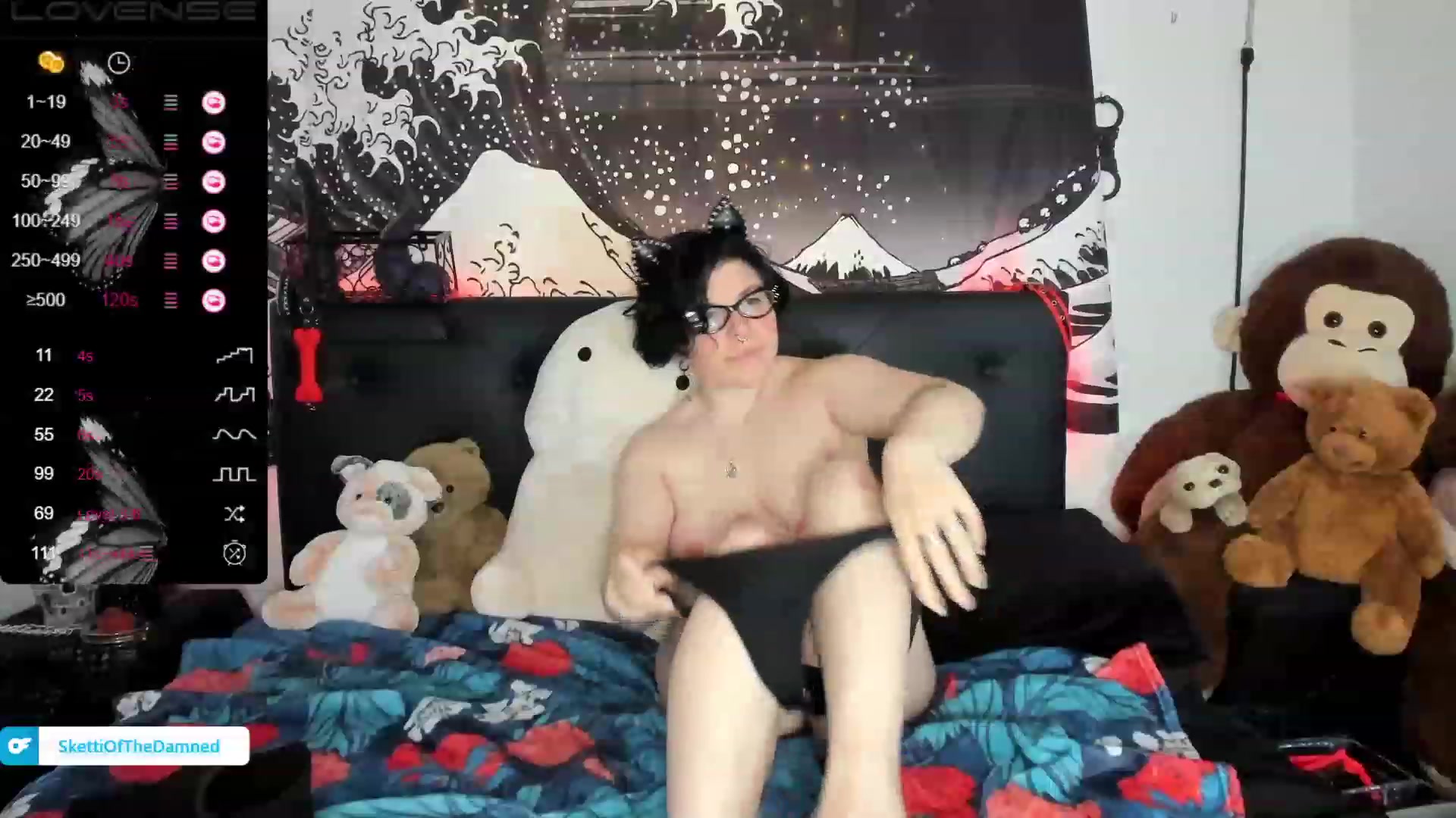 Gallery image thumbnail from SkettiBaby's myfreecams stream on, 12/18/2022, 19:26 image 20 of 20