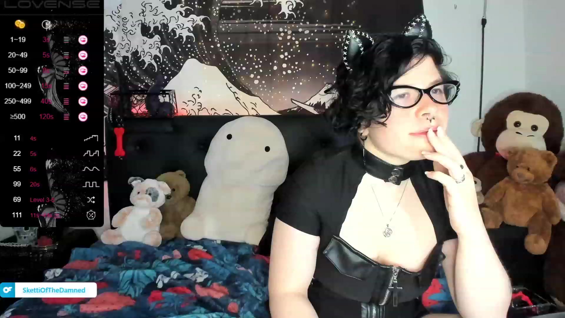Gallery image thumbnail from SkettiBaby's myfreecams stream on, 12/18/2022, 20:17 image 18 of 20