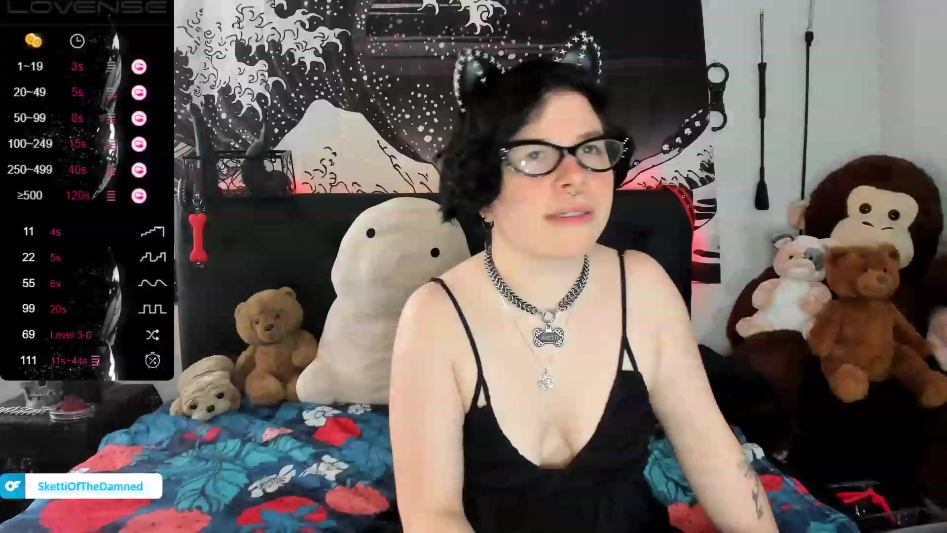 Gallery image thumbnail from SkettiBaby's myfreecams stream on, 12/19/2022, 17:21 image 6 of 20