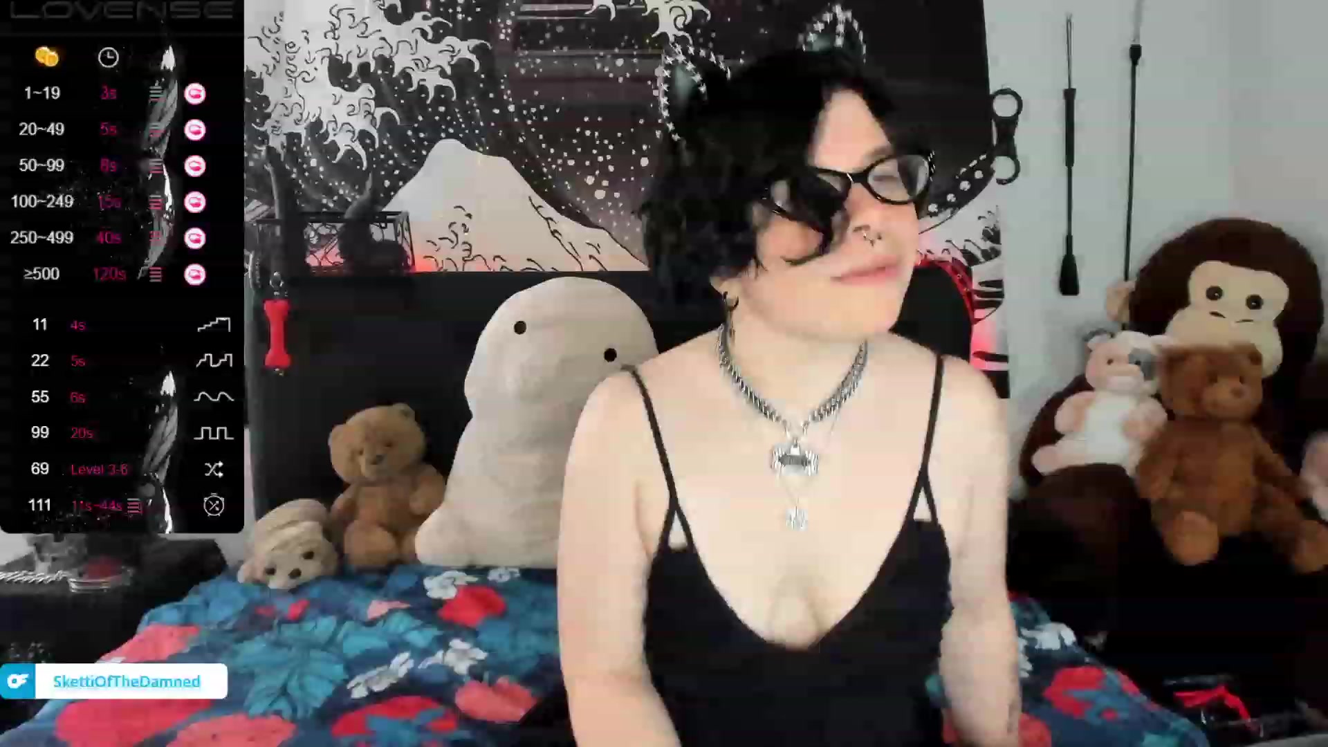 Gallery image thumbnail from SkettiBaby's myfreecams stream on, 12/19/2022, 17:21 image 1 of 20